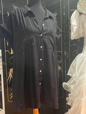 Black Button-Front Short Sleeve Shirt Dress RE